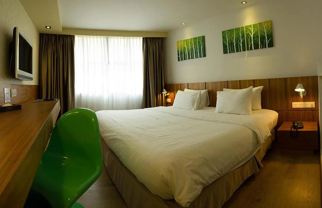 French Hotel-1