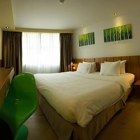 French Hotel-3